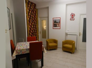 Roomgo IT - Camere arredate con bagno privato - Fuorigrotta, Napoli - 465 € al mese