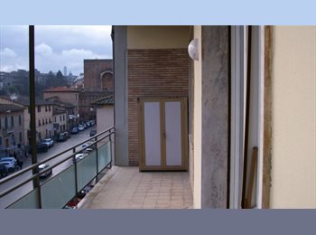 Roomgo IT - AMPIE SINGOLE LUMINOSE, Siena - 420 € al mese