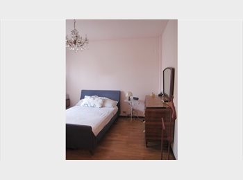 Roomgo IT - Affitto camera singola a studentessa, San Martino Siccomario - 250 € al mese