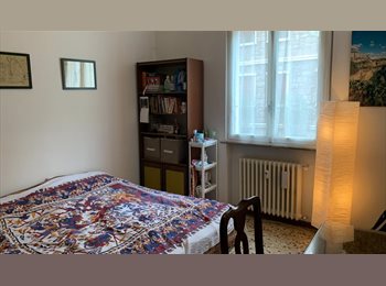 Roomgo IT - Ampia stanza singola, Parma - 360 € al mese