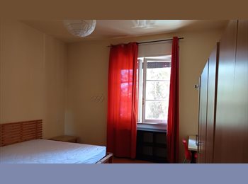 Roomgo IT - stanza in affitto, Marconi-Ostiense - 600 € al mese