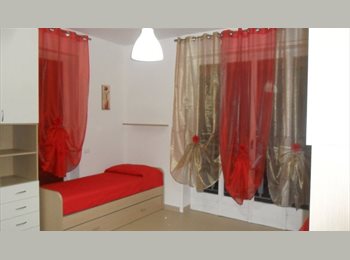 Roomgo IT - SOLO RAGAZZE - POSTO LETTO IN BELLA STANZA DOPPIA, Pta Romana - Forlanini - Lodi - 400 € al mese
