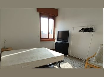 Roomgo IT - AFFITTASI 1 AMPIA STANZA SINGOLA con letto matrimoniale – VIALE SARCA 94, MILANO, Bovisa - Niguarda - Bicocca - 590 € al mese