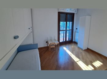 Roomgo IT - CAMERA2 PREMIUM CON BAGNO PRIVATO, Cernusco sul Naviglio - 750 € al mese