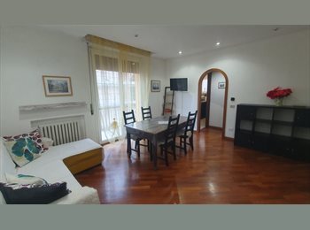 Roomgo IT - CAMERA SINGOLA, Verona - 400 € al mese
