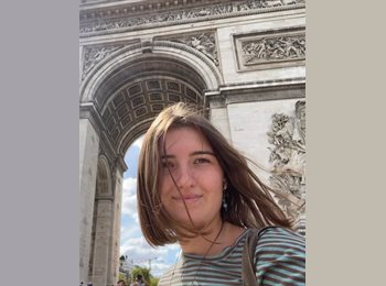 Roomgo IT - Laura - 20 - Roma