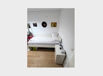 Appartager LU - Bedroom in a 3 bedroom apartment in Merl, Luxembourg - 1.000 € / Mois