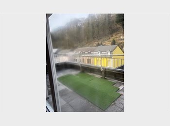 Appartager LU - Studio Style room with private bathroom and huge balcony., Luxembourg - 1.600 € / Mois