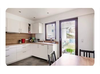 Appartager LU - Private room in 2 bedroom 100m2 apartment, Luxembourg - 1.100 € / Mois