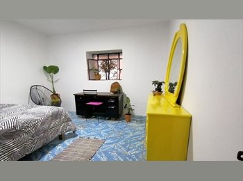 Roomgo MX - Habitación 1 - Casa huitzilin by CASA ALEBRIJE, Zapopan - MX$6,500 por mes
