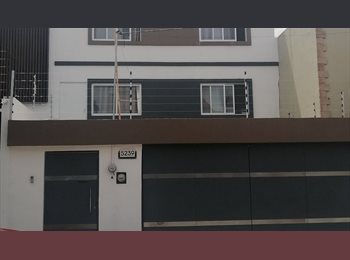 Roomgo MX - Rento 1 Habitacion  con baño, Zapopan - MX$5,500 por mes
