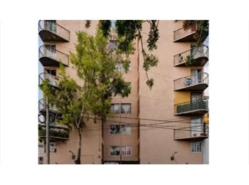 Roomgo MX - Tacuba Habitación compartida con balcón para chica $2000, Azcapotzalco - MX$2,000 por mes