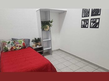 Roomgo MX - Habitación amueblada en renta exclusiva para estudiantes en Huentitan del Bajo, Guadalajara - MX$3,700 por mes