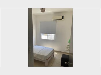 Roomgo MX - Se renta habitación con baño propio y servicios incluidos, Solidaridad - MX$5,000 por mes