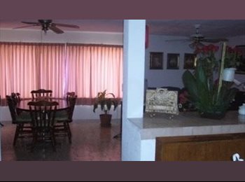 Roomgo MX - Renta habitación colinas del cimatario 3,800 incluye servicios, Querétaro - MX$3,800 por mes