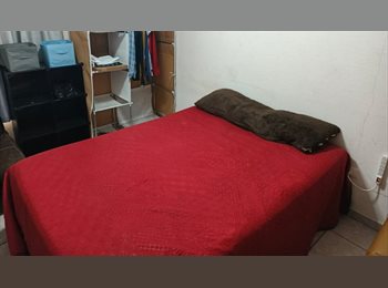Roomgo MX - Renta de cuarto amueblado, Querétaro - MX$3,500 por mes