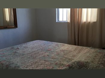 Roomgo MX - Cuarto Amueblado en coto privado vigilancia 24/7, Tlaquepaque - MX$2,700 por mes