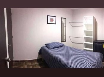 Roomgo MX - Se renta cuarto amueblado con todos los servicios incluidos, a minutos caminando del centro, UMAE T1, León - MX$3,600 por mes