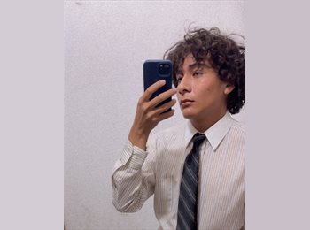 Roomgo MX - Emiliano Angel Mendoza  - 18 - Querétaro