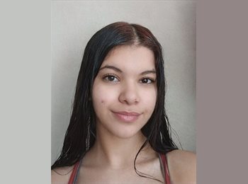 Roomgo MX - Andrea  - 19 - Ciudad Apodaca