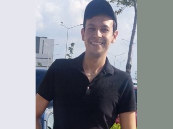 Roomgo MX - Salvador - 32 - Querétaro