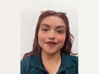Roomgo MX - Yanet Barrios  - 31 - Querétaro