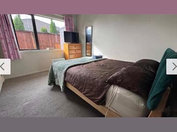 Roomgo NZ - Fully Furnished Room, Hamilton - $260 pw