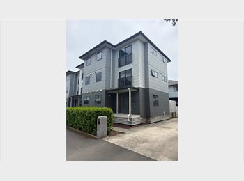 Roomgo NZ - Fabulous Room for Rent in Hillcrest, Hamilton, Hamilton - $330 pw