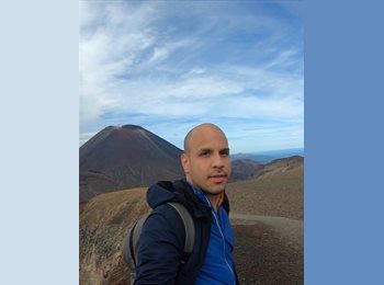 Roomgo NZ - Giovanni Alvarez  - 34 - Wellington