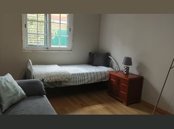 Roomgo PT - Excelente Quarto em moradia moderna, Lisboa - 450 € Por mês