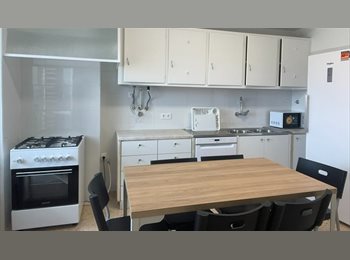 Roomgo PT - Quarto para arrendar, Lisboa - 500 € Por mês