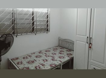 Roomgo SG - share room, Kembangan - $480 pm