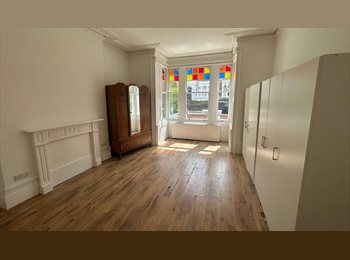 Roomgo UK - Well located 2 bed flat situated in London N8, Crouch End - £2,600 pcm