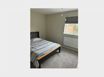 Roomgo UK - Spacious Double Room Available, Church End - £800 pcm