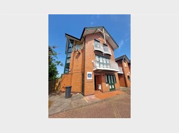 Roomgo UK - Rooms From £375 All Bills Included, Whitemoor - £375 pcm