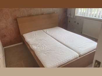 Roomgo UK - Double room available, Hamstead - £550 pcm