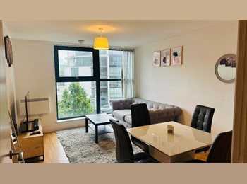 Roomgo UK - Cozy En-suite Room in M3 Manchester City Centre - All Bills Included, £525 pcm, Spinningfields - £525 pcm