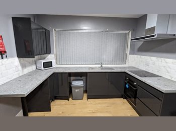 Roomgo UK - Self Contained Castle Vale, Castle Vale - £100 pcm