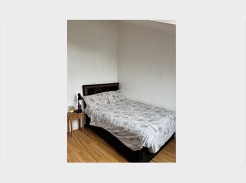 Roomgo UK - Spacious room to rent in the Brixton area, Stockwell - £900 pcm