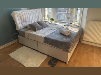 Roomgo UK - Bright Double Room Near Liverpool City Centre, Bootle - £450 pcm