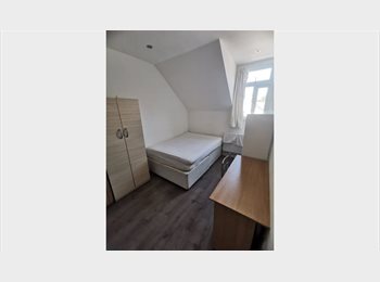 Roomgo UK - Single Room to Rent in Cricklewood (NW2 3EJ) – £860 PCM | Bills Included, Cricklewood - £860 pcm