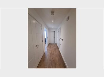 Roomgo UK - Double Room Available in Barking Riverside – Bills Included, Creekmouth - £700 pcm