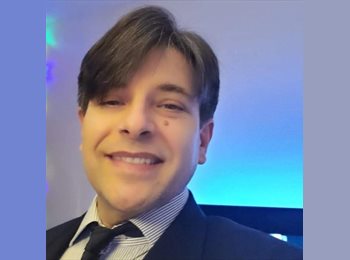 Roomgo UK - Viorel Octavian - 53 - Milton Keynes