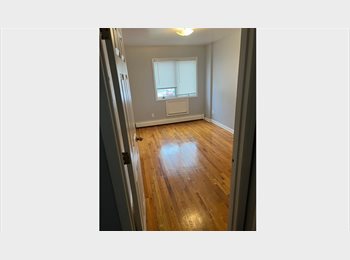 Roomgo US - Nice room, Elmhurst - $1,000 pm