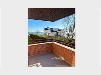 Roomgo US - Private room - Revere, Lynn - $1,325 pm