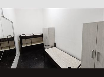 Roomgo AR - Habitación compartida (Triple Masculina), Buenos Aires - AR$ 300.000 pm
