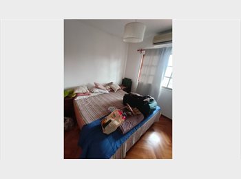 Roomgo AR - Habitacion con baño privado en amplia casa Olivos, San Isidro - AR$ 650.000 pm