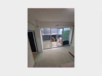 Roomgo AR - Habitaciones para mujeres cerca de facultad de medicina!, Buenos Aires - AR$ 540.000 pm