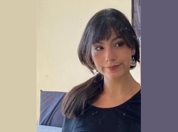 Roomgo AR - Fernanda Larrondo - 19 - Mendoza