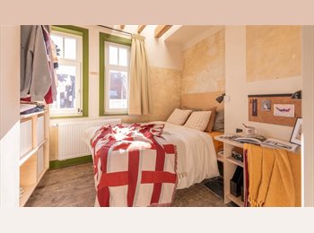 Appartager BE - Chambres meublées dans un appartement en colocation avec espace extérieur - Saint-Gilles, Saint Gilles Sint Gillis - 688 € pm